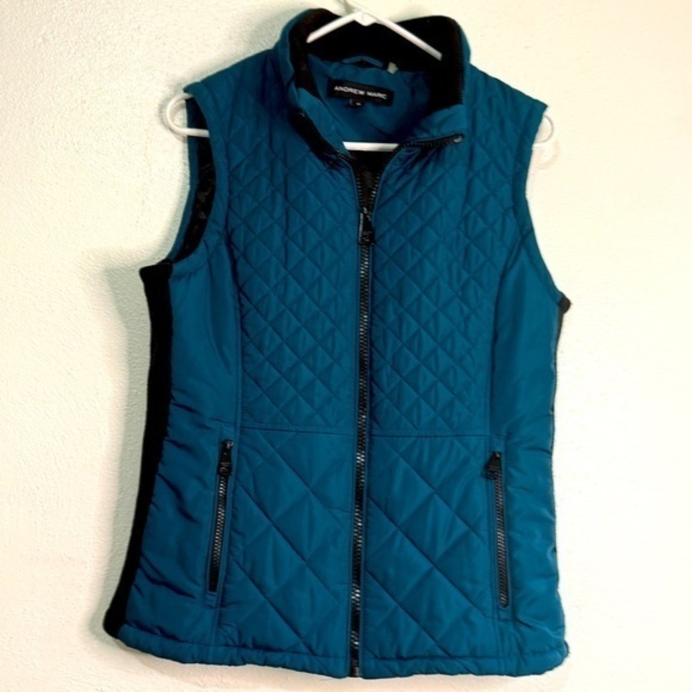 Andrew Marc Women's Teal Quilted Vest w/pockets. Sz M.